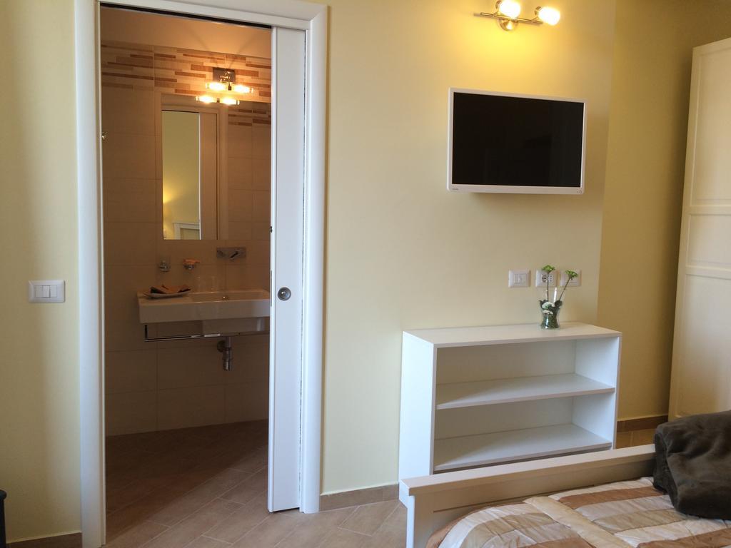 Serventi Longhi Rooms Roma Quarto foto
