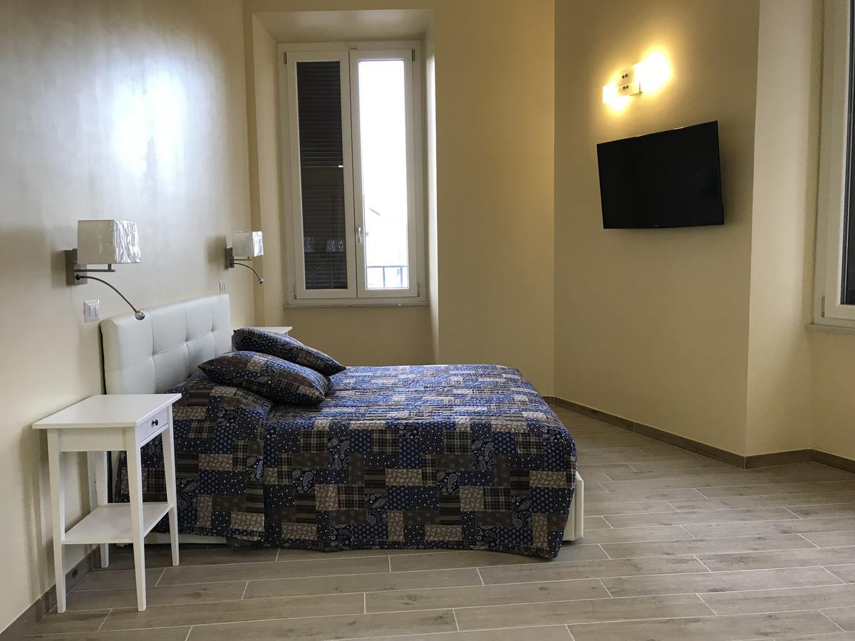 Serventi Longhi Rooms Roma Exterior foto