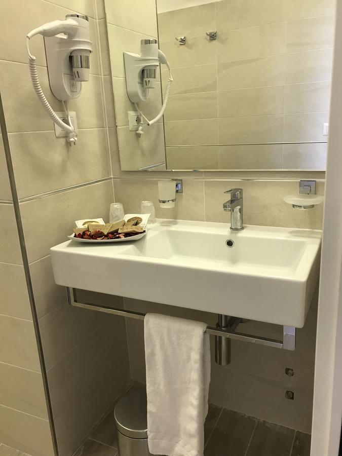 Serventi Longhi Rooms Roma Exterior foto