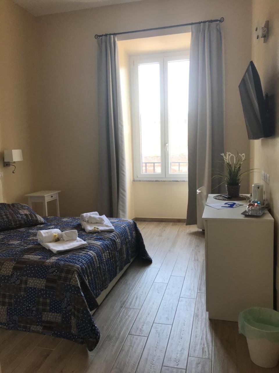 Serventi Longhi Rooms Roma Exterior foto